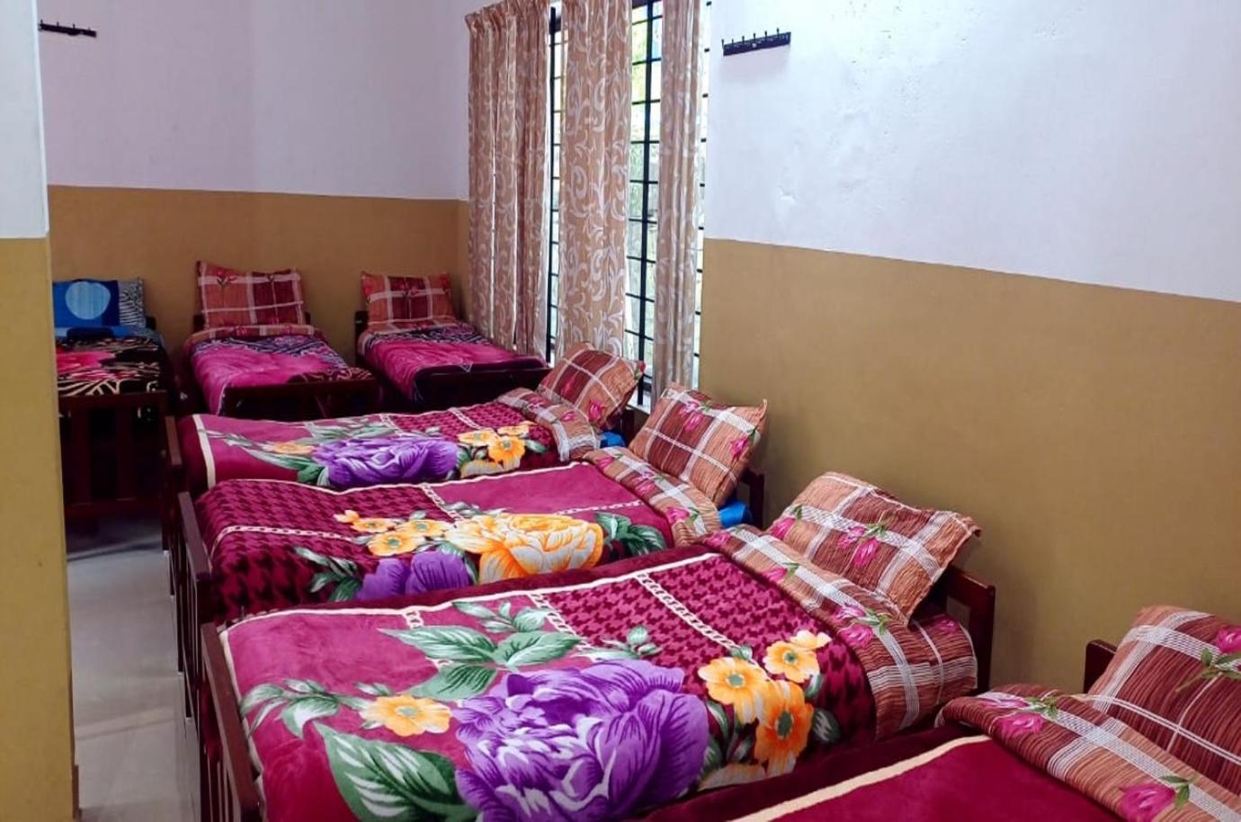 Ac Mist Hotel Munnar Eksteriør billede