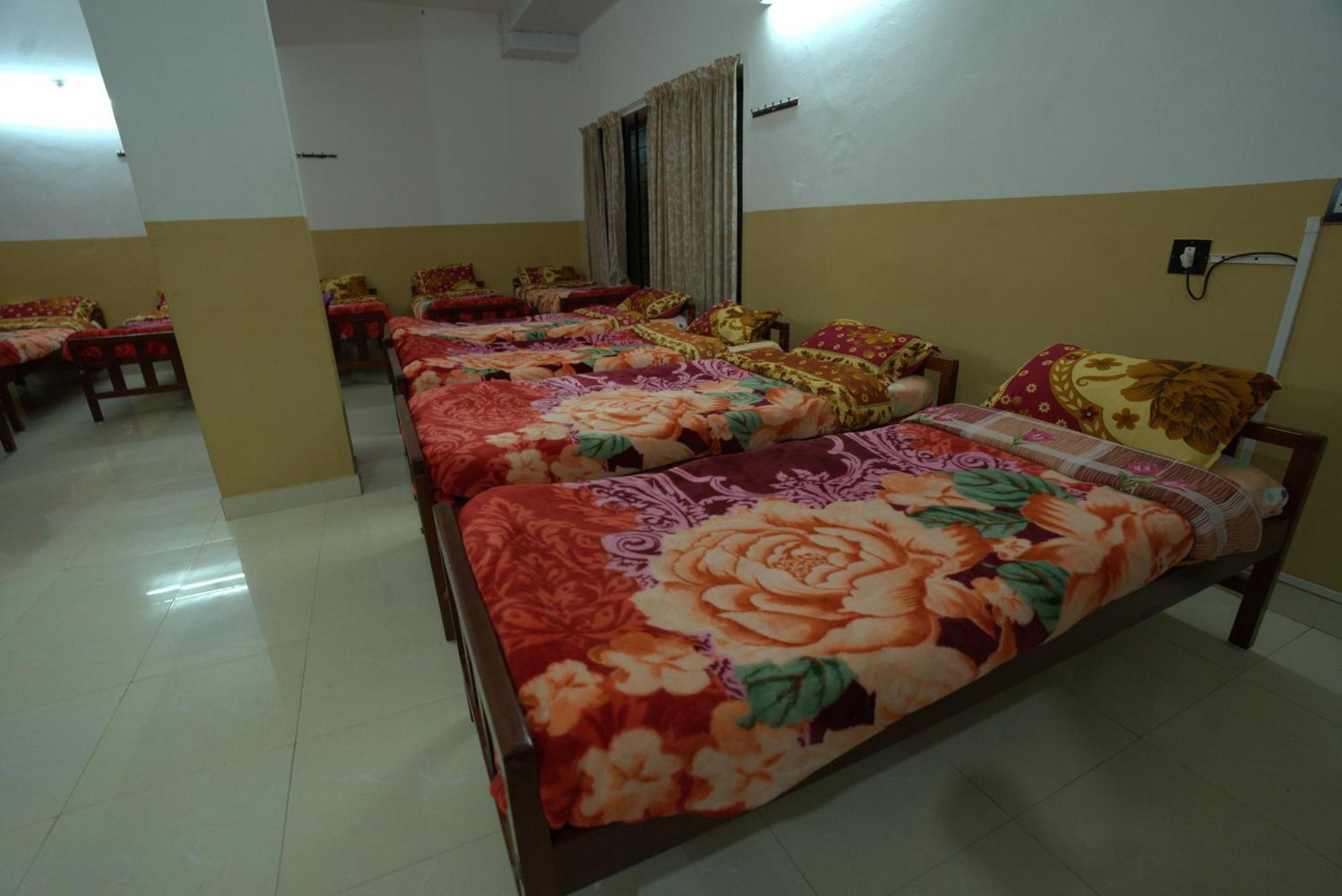 Ac Mist Hotel Munnar Eksteriør billede