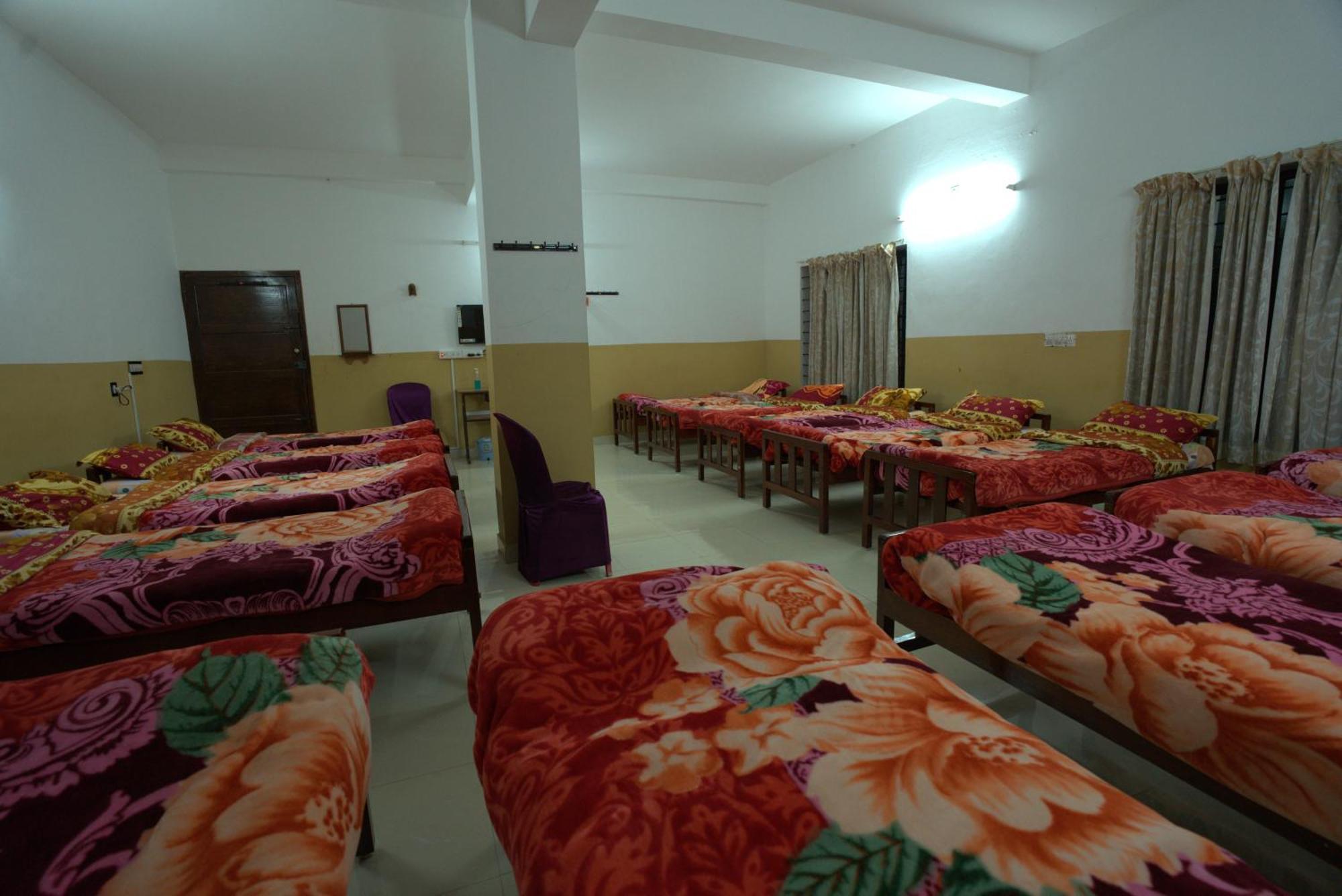 Ac Mist Hotel Munnar Eksteriør billede