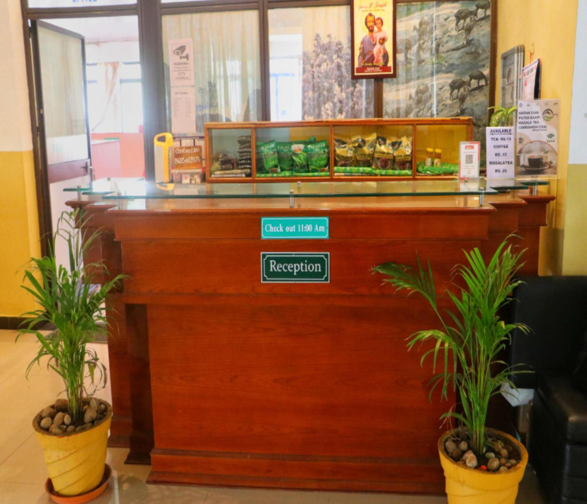 Ac Mist Hotel Munnar Eksteriør billede