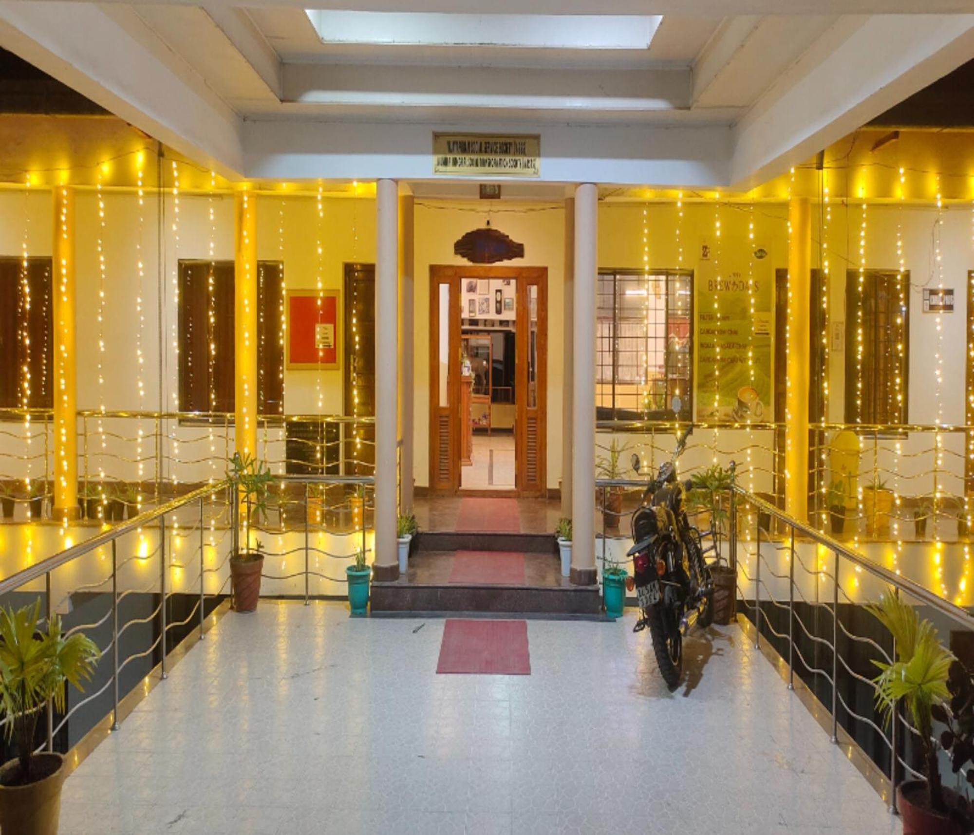 Ac Mist Hotel Munnar Eksteriør billede